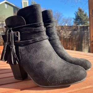 Healed booties